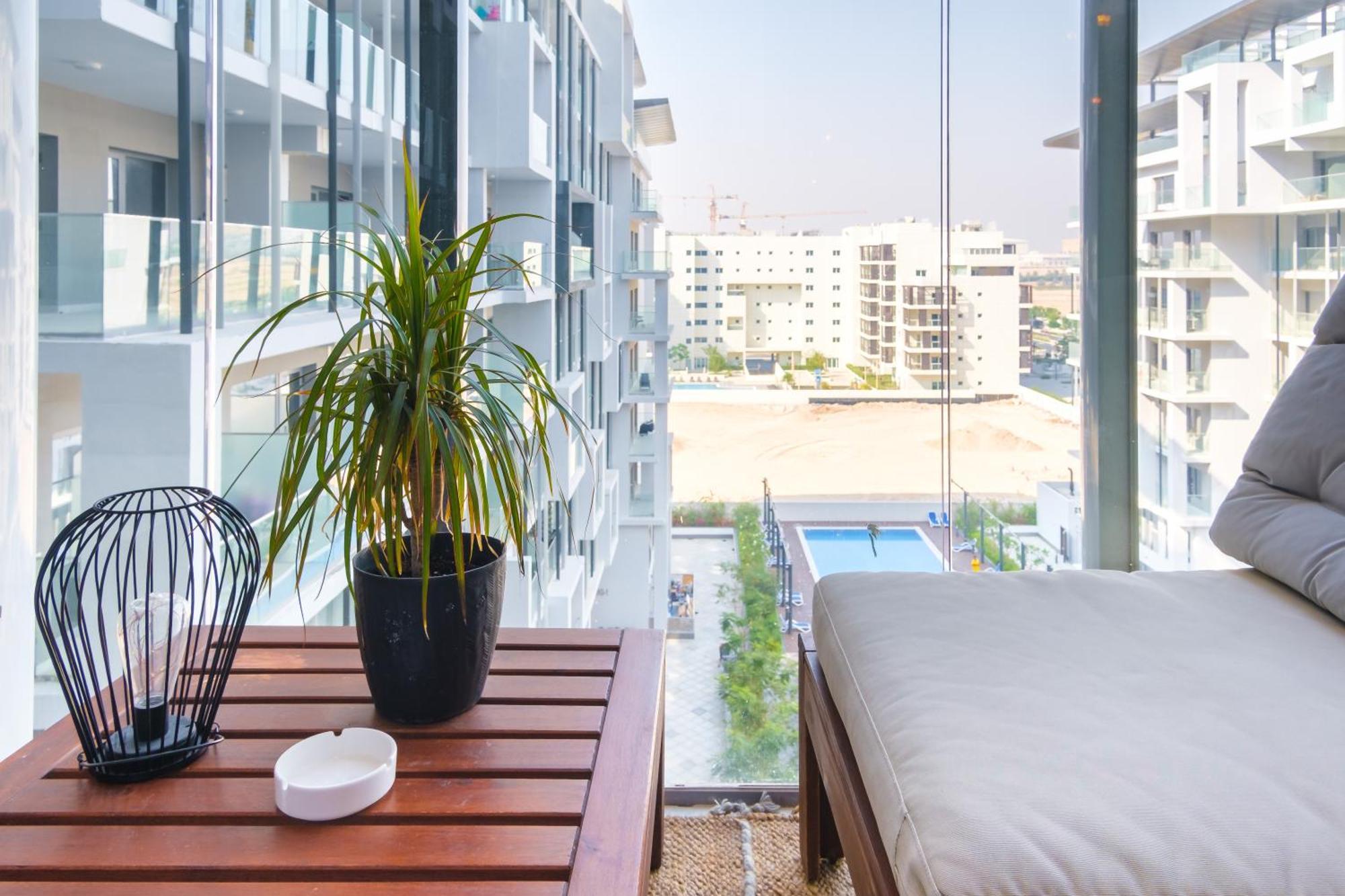 Appartement Industrial Chic Retreat à Al Qurayyah Extérieur photo